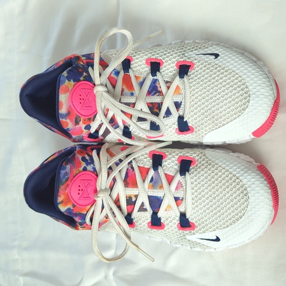 Nike Women's Free Metcon 4 'Paint Smudge - Picture 2 of 11